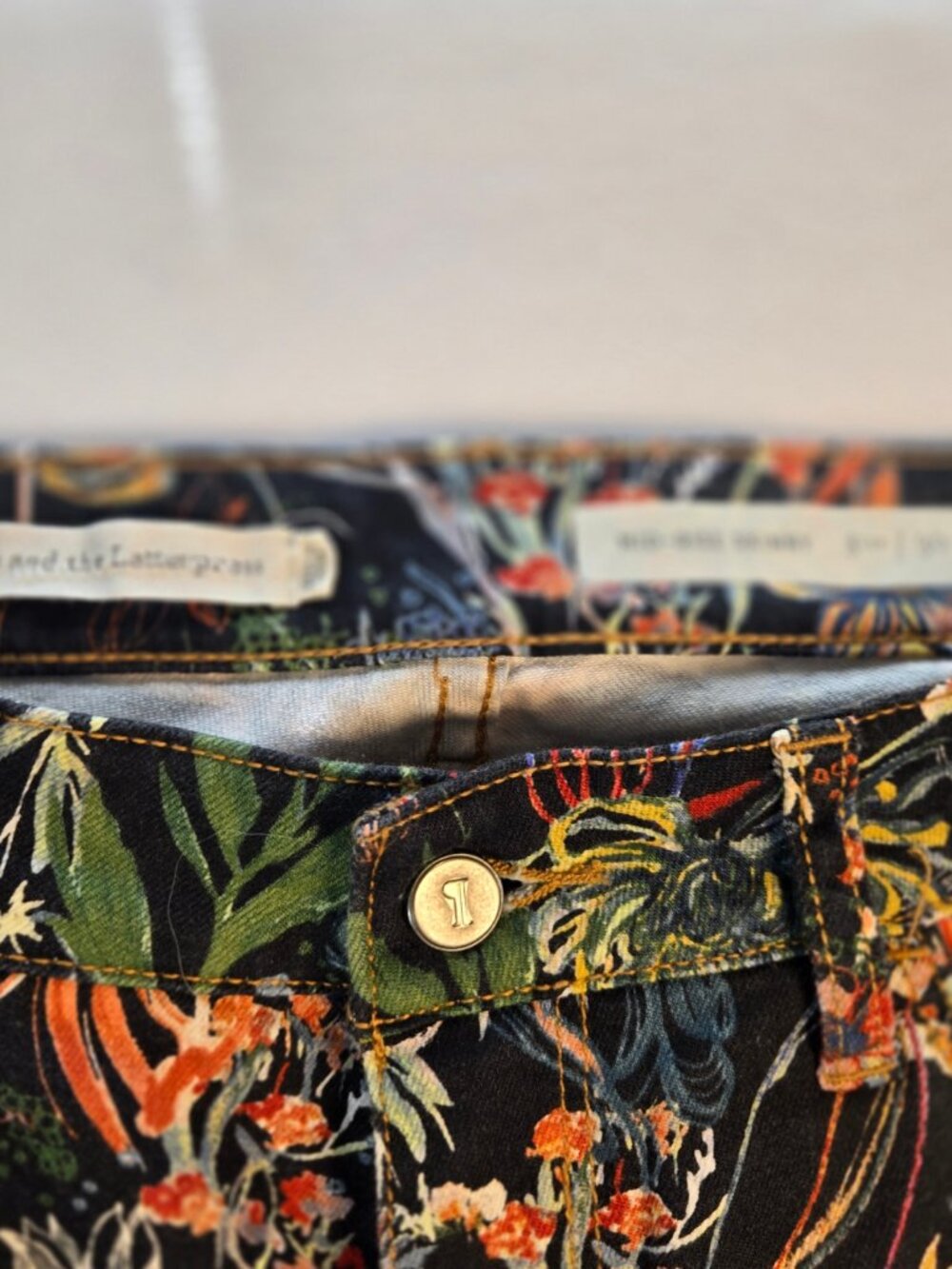 Pilcro and the Letterpress Anthropologie Floral Print Skinny Jeans Women's - Picture 2 of 7